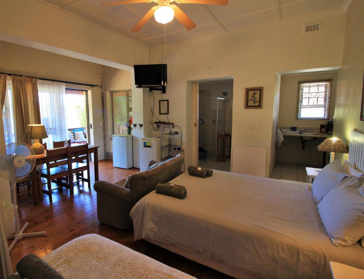 Dempsey'S Self-Catering Guest House ポート・エリザベス エクステリア 写真