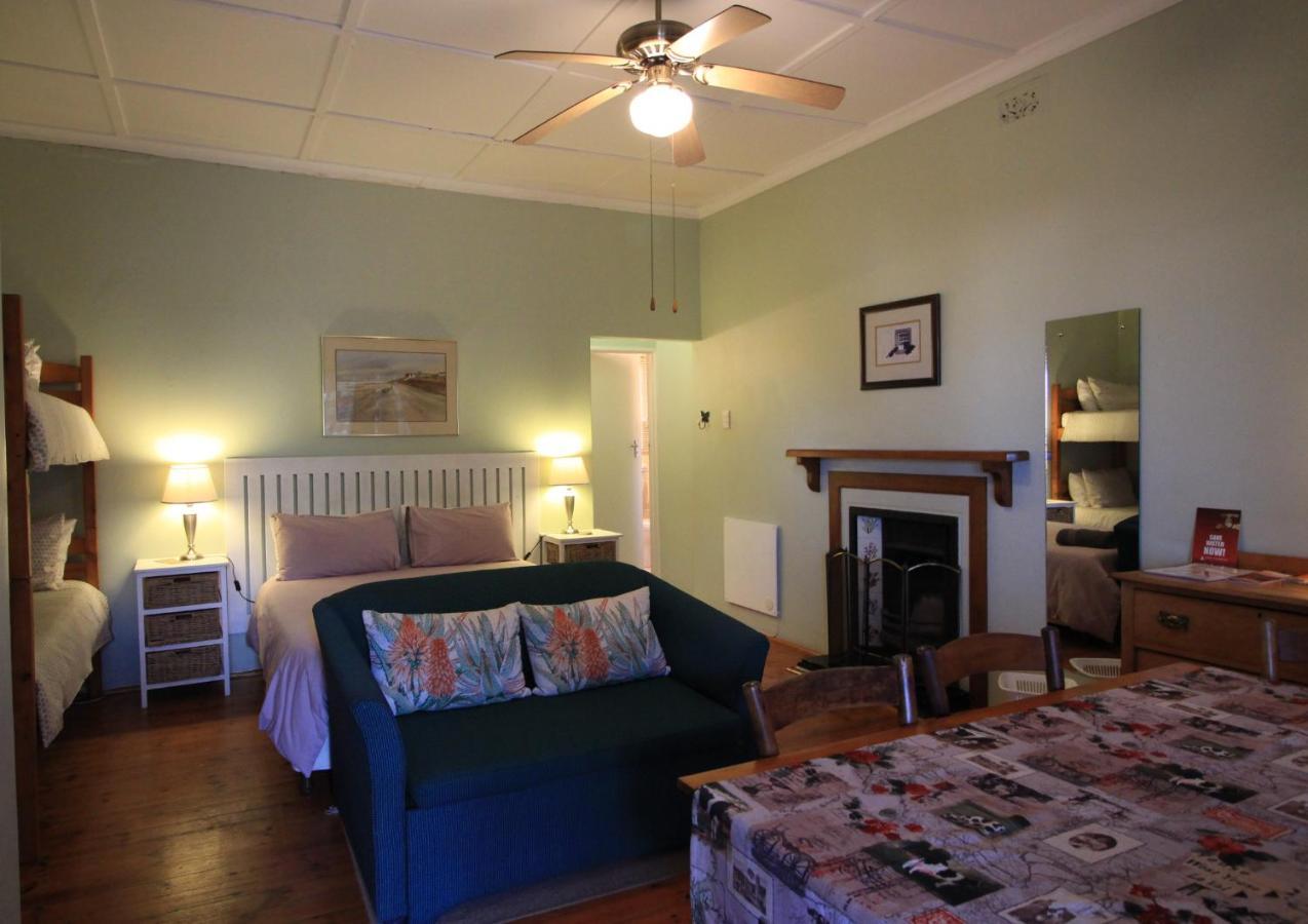 Dempsey'S Self-Catering Guest House ポート・エリザベス エクステリア 写真