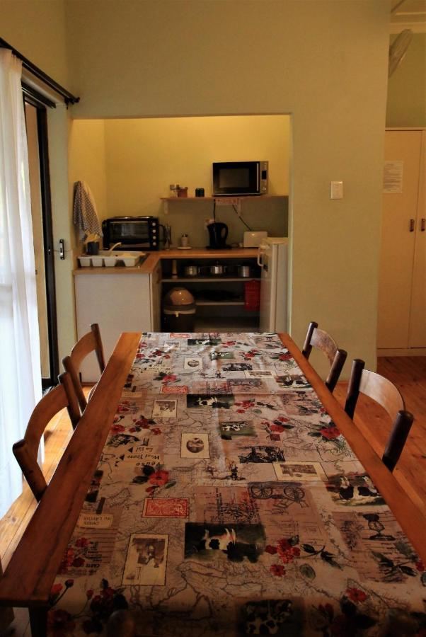 Dempsey'S Self-Catering Guest House ポート・エリザベス エクステリア 写真