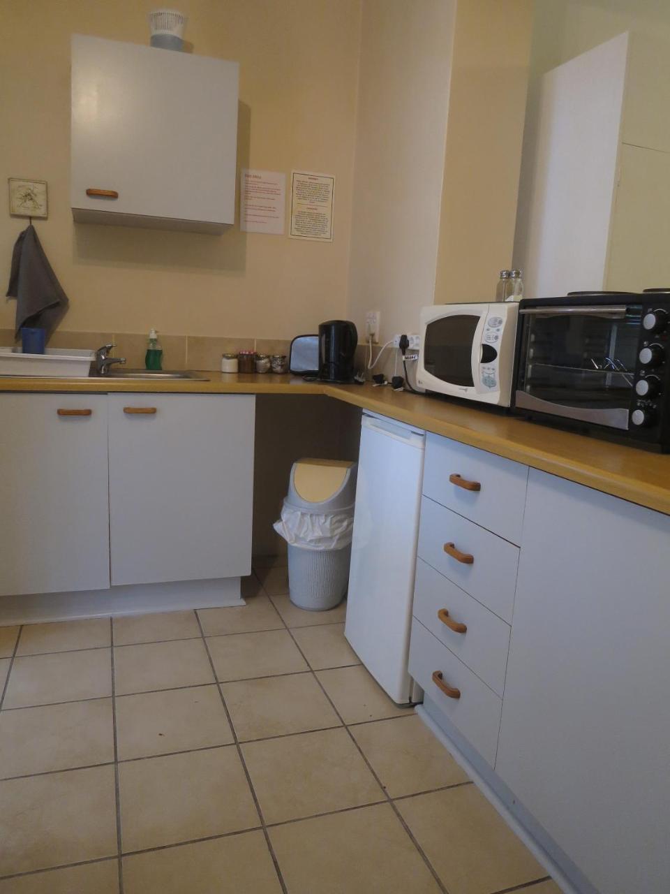Dempsey'S Self-Catering Guest House ポート・エリザベス エクステリア 写真