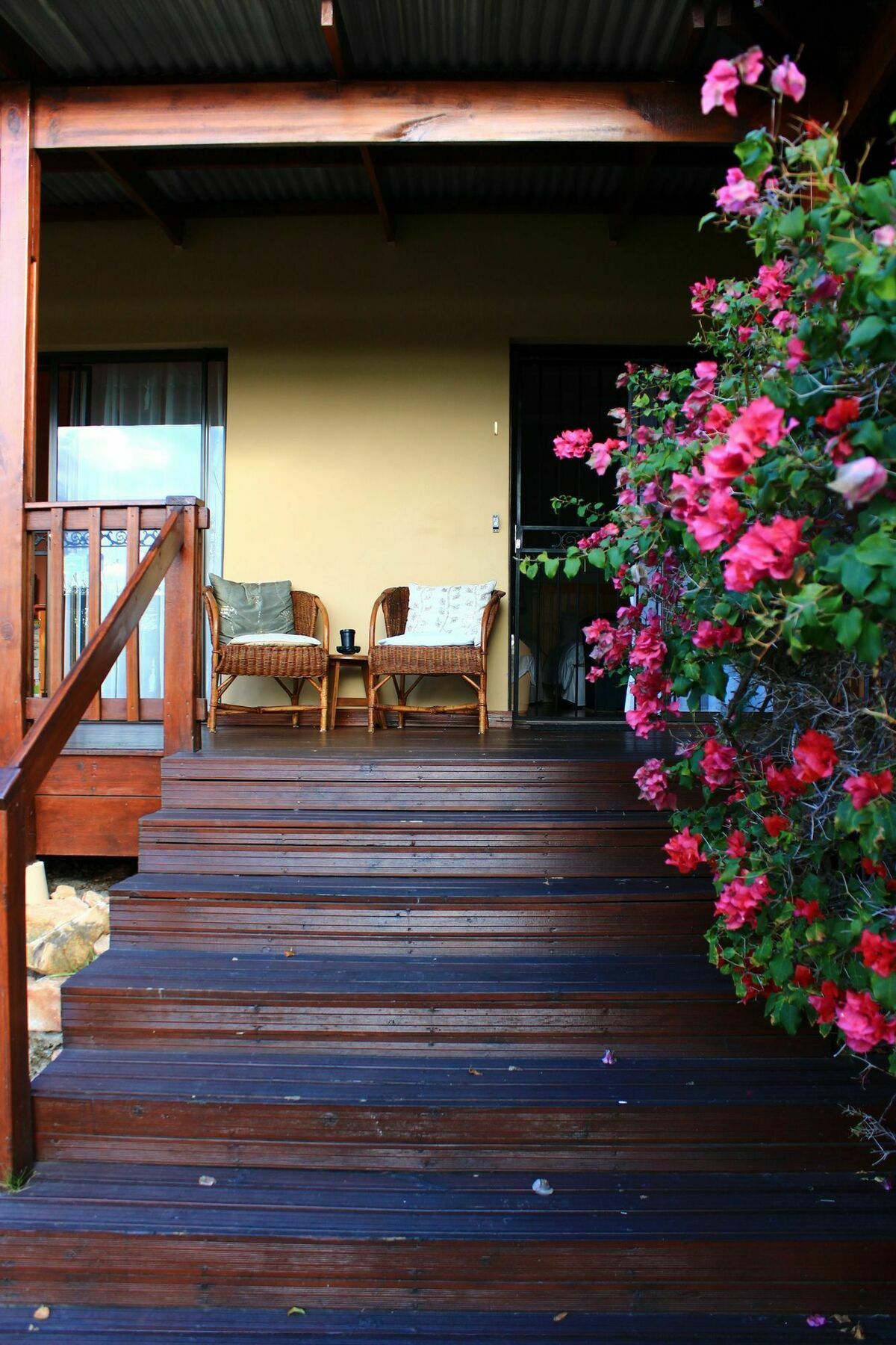 Dempsey'S Self-Catering Guest House ポート・エリザベス エクステリア 写真