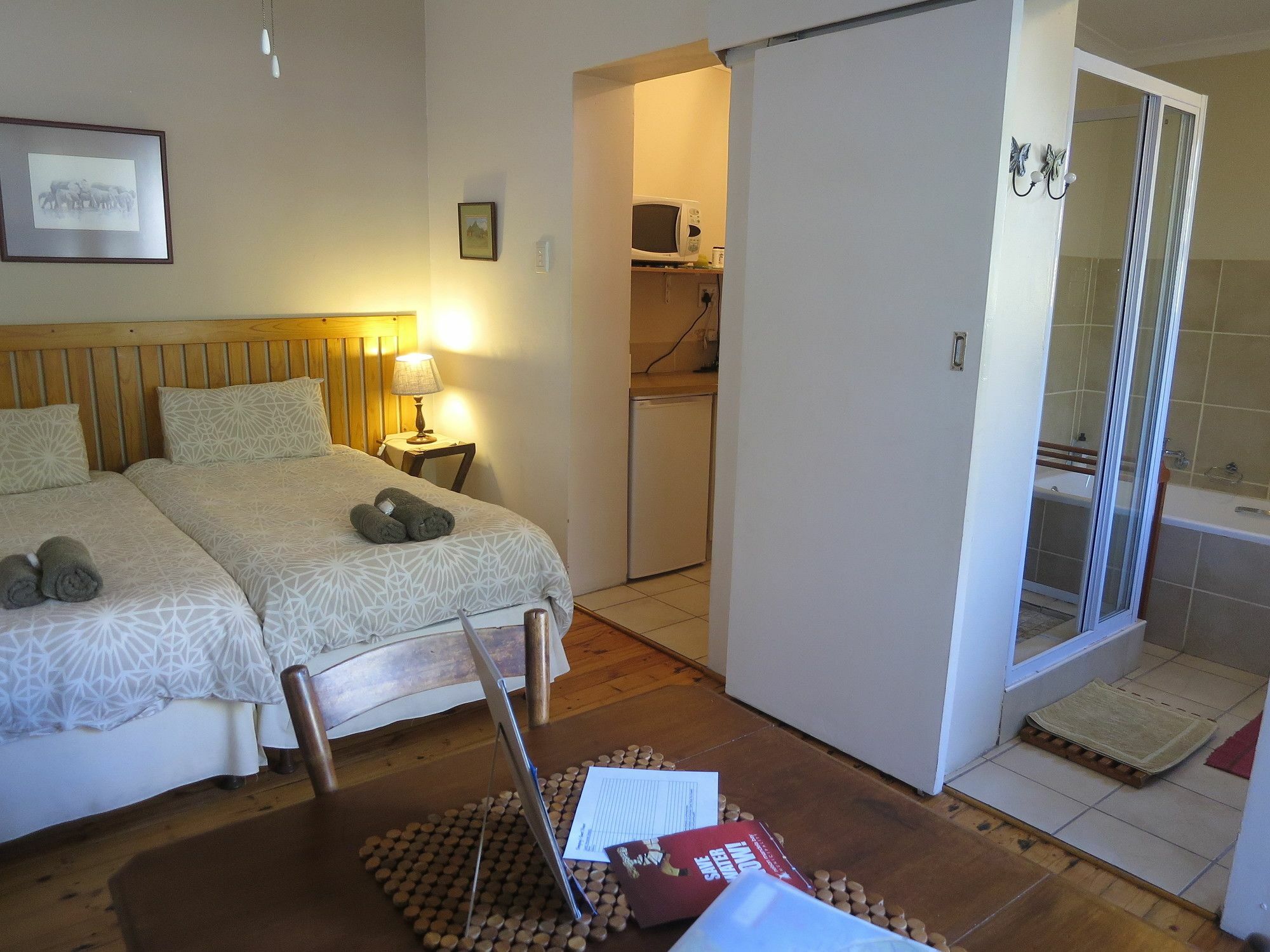 Dempsey'S Self-Catering Guest House ポート・エリザベス エクステリア 写真